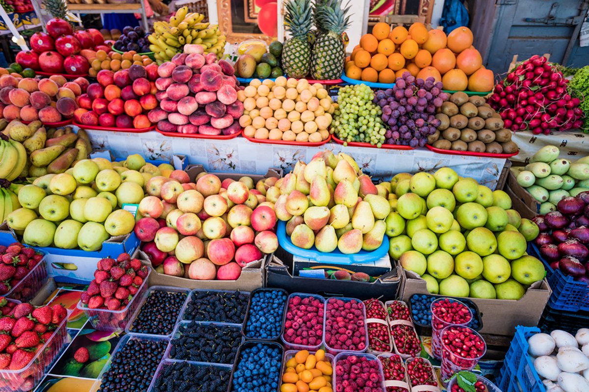 Market Fruits.